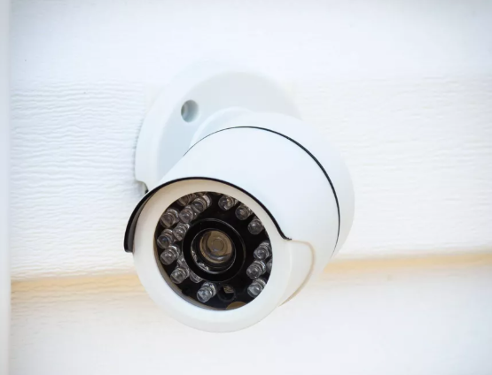 Realistic Outdoor Dummy Security Camera with Weather-Resistant Housing